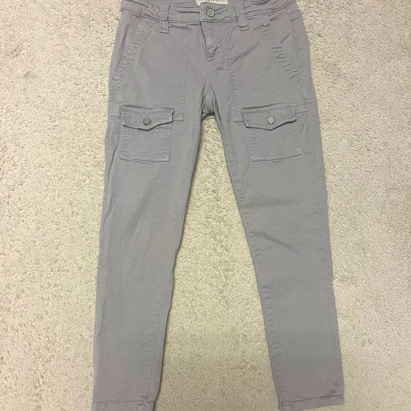 Joie cropped corduroy skinny pants in light grey. - Picture 1 of 4